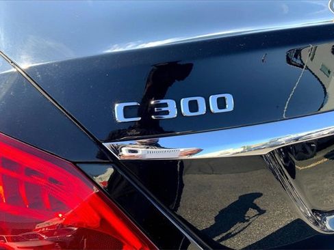 Used 2018 Mercedes-Benz C 300 4MATIC Sedan image 8