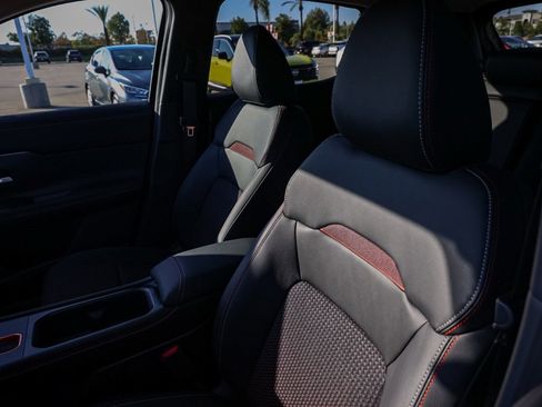 New 2026 Nissan Kicks SR image 15