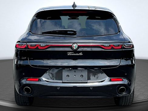 Used 2024 Alfa Romeo Tonale Veloce AWD/4WD image 4