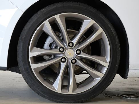Used 2024 Chevrolet Malibu LT FWD image 9