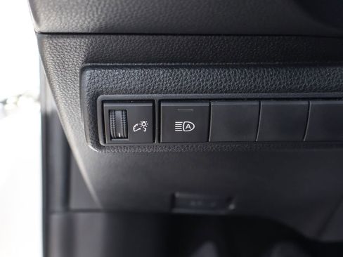 Used 2022 Toyota Corolla SE image 20