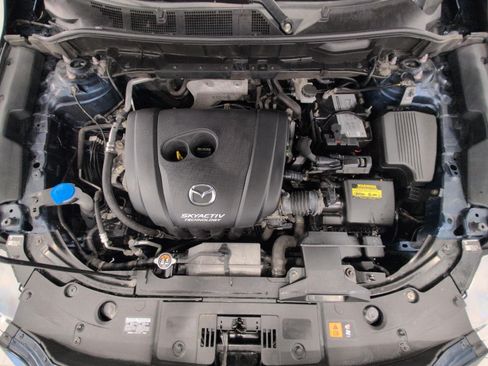 Used 2017 MAZDA CX-5 Touring w/ Preferred Equipment Package AWD/4WD image 9