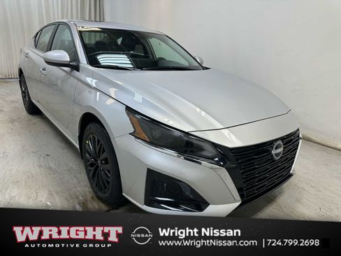 New 2025 Nissan Altima 2.5 SV image 1