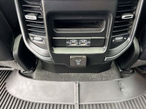 Used 2023 RAM 1500 Laramie AWD/4WD image 13