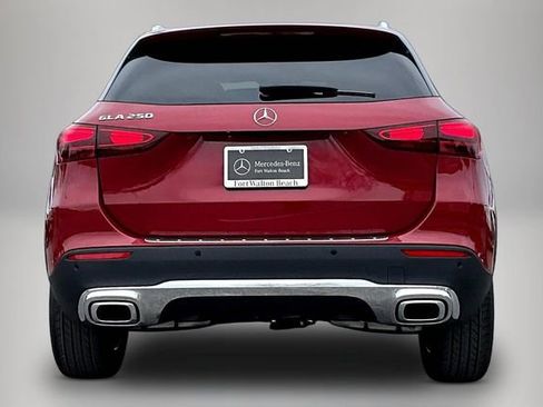 New 2026 Mercedes-Benz GLA 250 image 3
