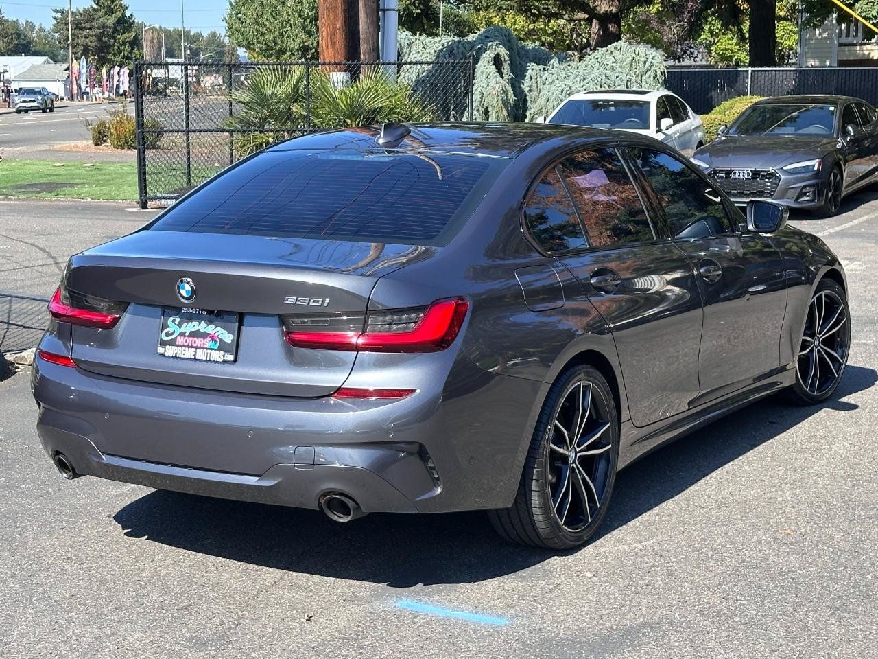 Used 2020 BMW 330i Sedan w/ Executive Package RWD image 19
