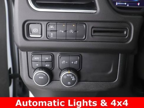 Used 2023 Chevrolet Tahoe LT AWD/4WD image 20
