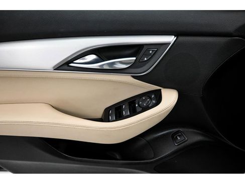 Used 2021 Cadillac CT5 Luxury w/ Cold Weather Package image 8