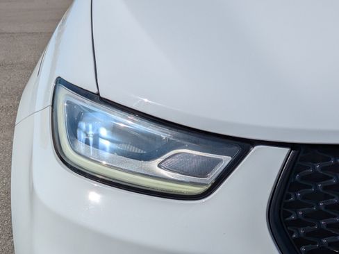 Used 2021 Chrysler Pacifica Touring-L w/ S Appearance Package image 10