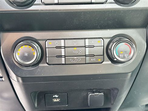 Used 2019 Ford F150 XL w/ Equipment Group 101A Mid RWD image 15