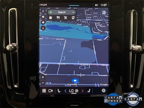 Used 2025 Volvo XC40 B5 Plus image 40