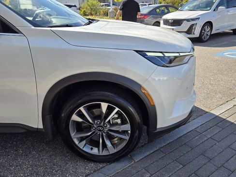 Certified 2025 INFINITI QX60 Luxe image 16