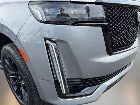 Certified 2024 Cadillac Escalade ESV Sport Platinum w/ LPO, ONYX Package RWD image 11