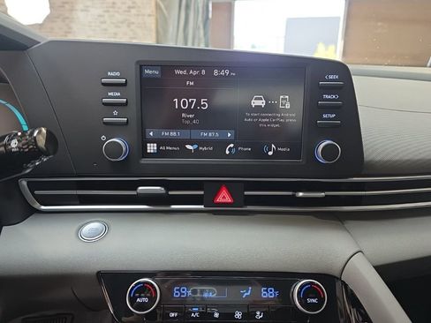 New 2026 Hyundai Elantra Blue image 16