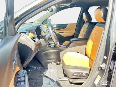 Used 2020 Chevrolet Equinox Premier FWD image 11