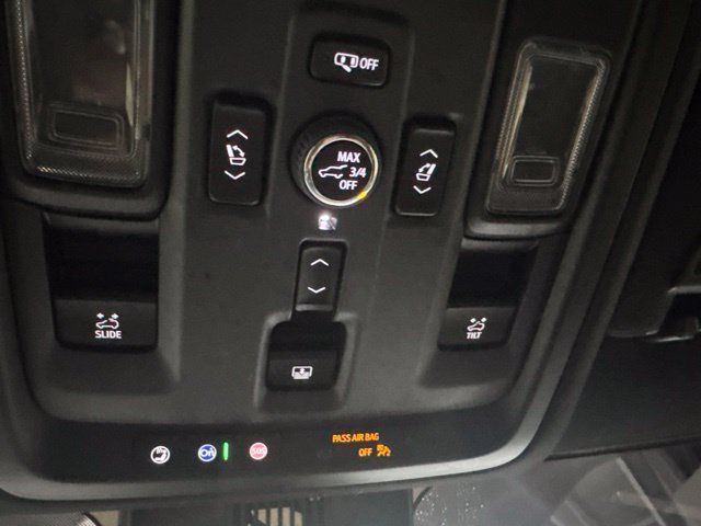Used 2025 GMC Yukon XL Denali w/ Denali Reserve Package AWD/4WD image 52