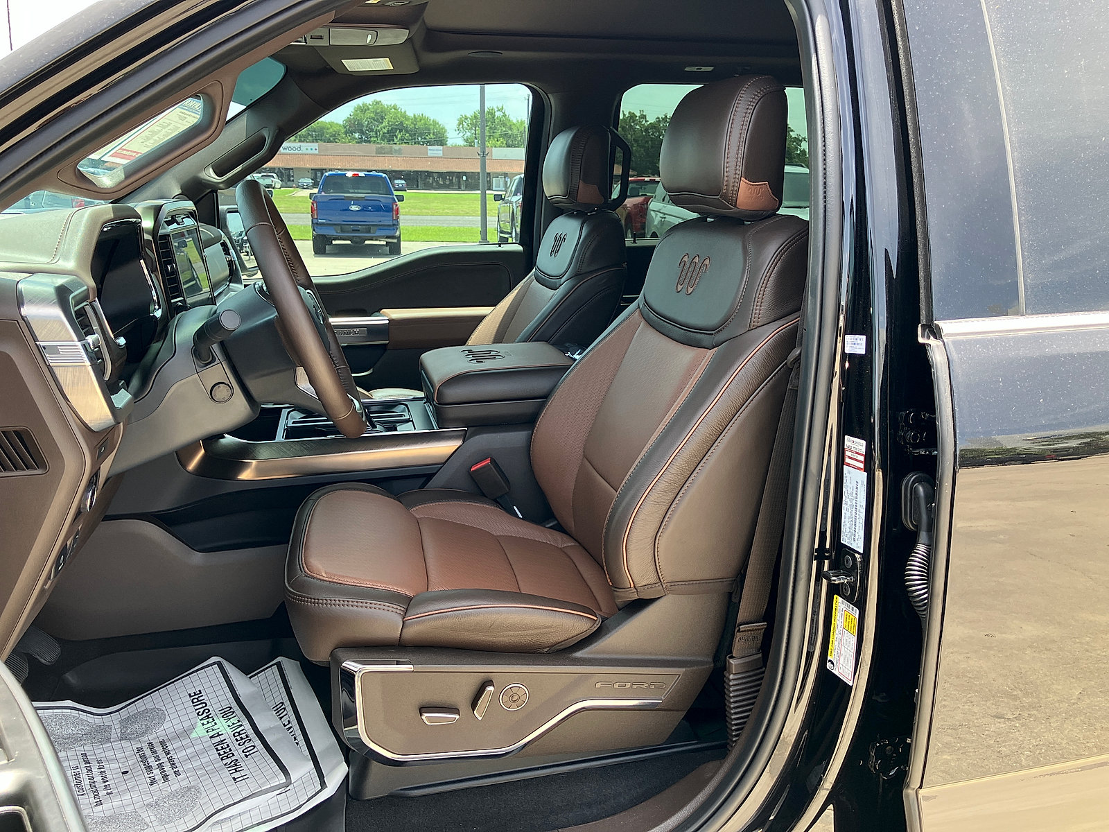 Used 2026 Ford F150 King Ranch w/ Equipment Group 601A High AWD/4WD image 28