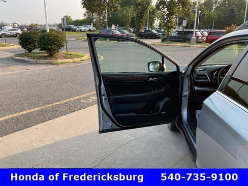 Used 2017 Subaru Outback 2.5i Limited AWD/4WD image 15