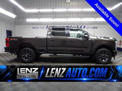 Used 2024 Ford F350 Lariat w/ Lariat Ultimate Package AWD/4WD image 1
