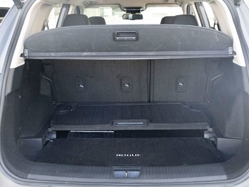 Used 2023 Nissan Rogue SL FWD image 21