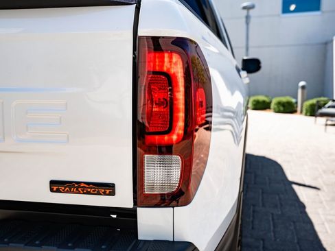 Used 2024 Honda Ridgeline TrailSport image 9