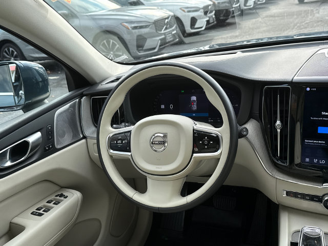 Used 2023 Volvo XC60 T8 Ultimate w/ Climate Package AWD/4WD image 22