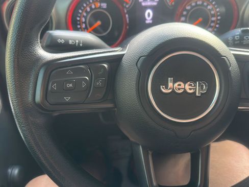 Used 2020 Jeep Wrangler Unlimited Sport AWD/4WD image 22