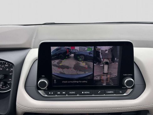 New 2026 Nissan Rogue SV image 12