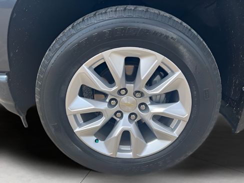 Used 2021 Chevrolet Silverado 1500 Custom RWD image 10