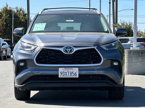 Used 2023 Toyota Highlander L image 9