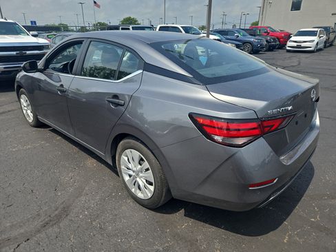 Used 2024 Nissan Sentra S FWD image 7