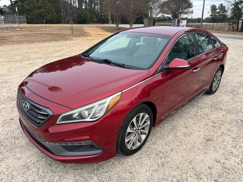 Used 2015 Hyundai Sonata Sport w/ Option Group 03 image 2