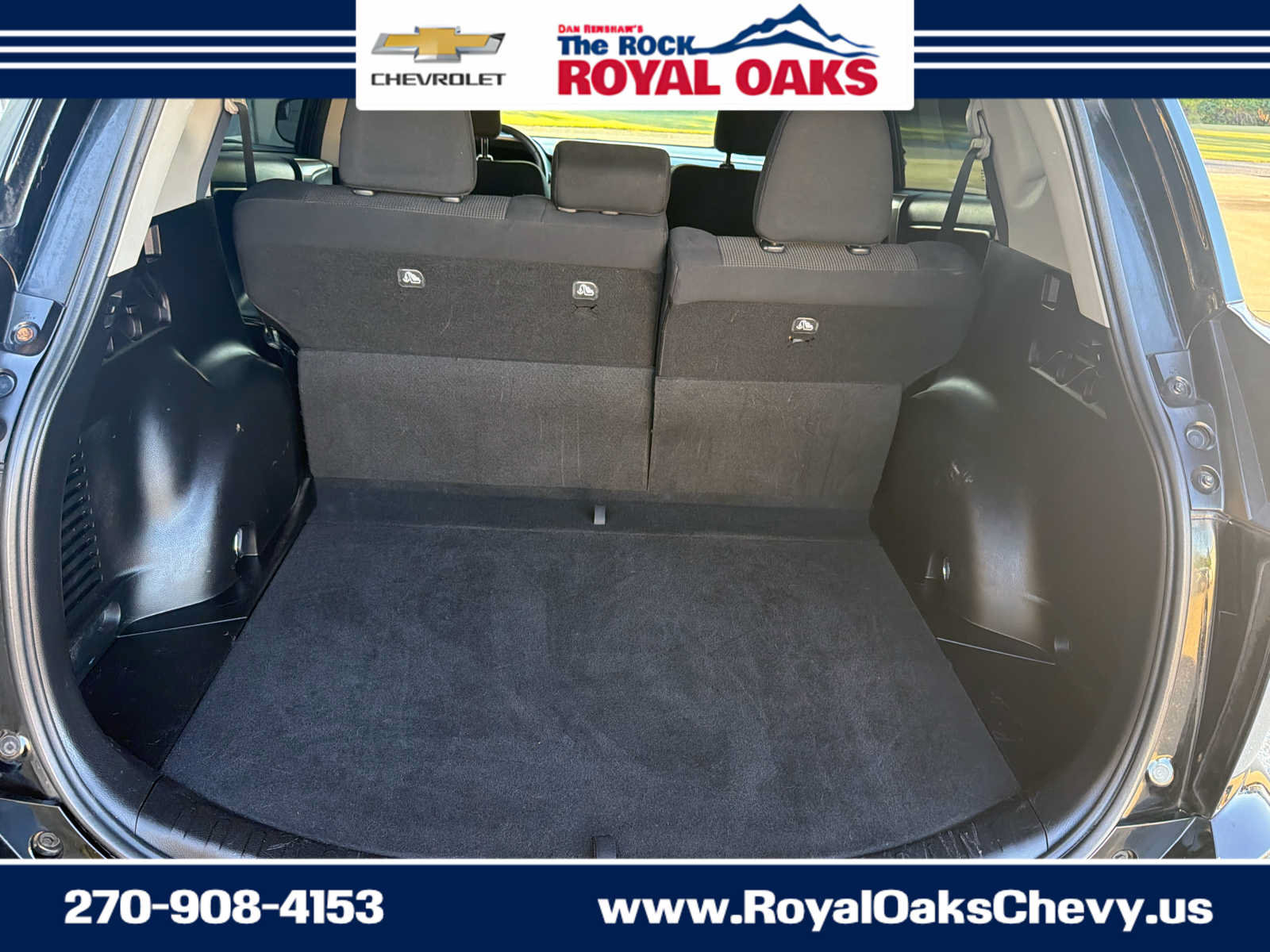 Used 2018 Toyota RAV4 XLE AWD/4WD image 16