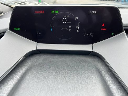 New 2026 Toyota Prius Plug-In Hybrid FWD image 31