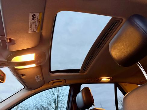 Used 2011 Mercedes-Benz ML 350 4MATIC image 12