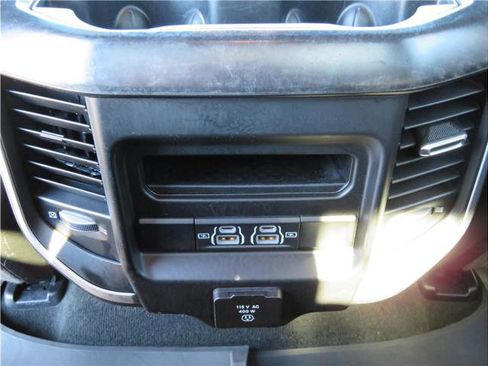 Used 2022 RAM 1500 Big Horn image 24