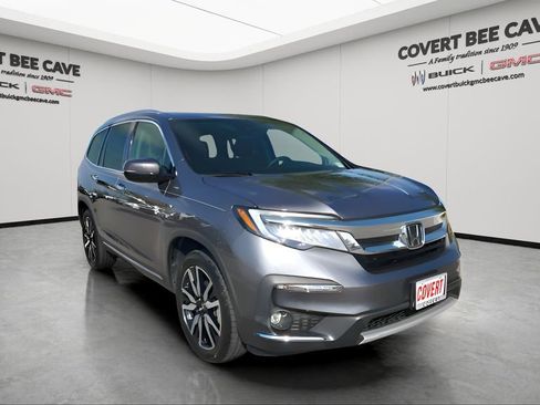 Used 2022 Honda Pilot Touring image 1