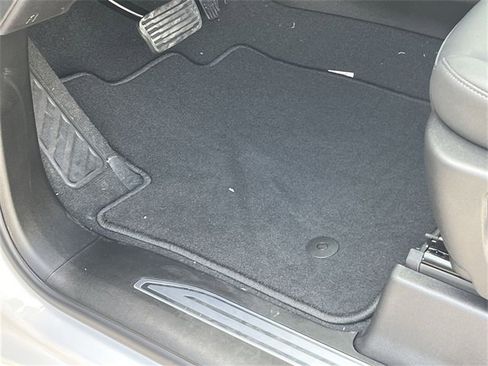 New 2025 GMC Sierra 1500 SLT w/ SLT Premium Plus Package image 33