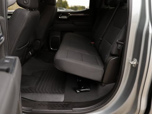 Used 2023 Chevrolet Silverado 1500 LT image 26