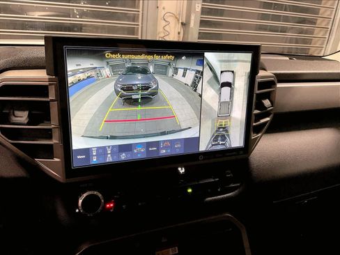 Used 2024 Toyota Tundra Limited image 19