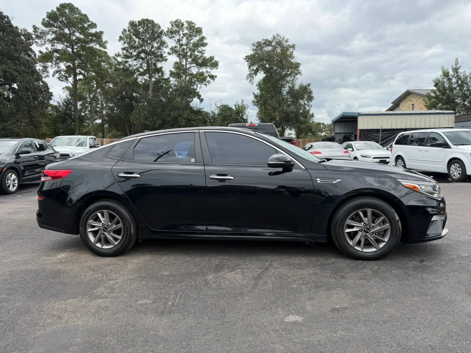 Used 2020 Kia Optima LX FWD image 5