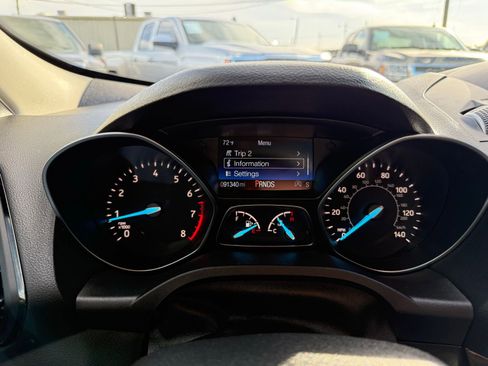 Used 2018 Ford Escape Titanium w/ Ford Safe & Smart Package image 20