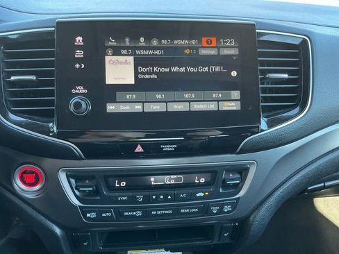 Used 2022 Honda Pilot Special Edition image 23