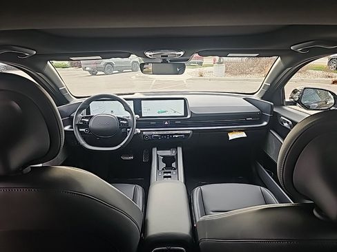 New 2025 Hyundai Ioniq 6 Limited image 37