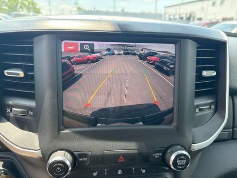 Used 2023 RAM 1500 Big Horn AWD/4WD image 17