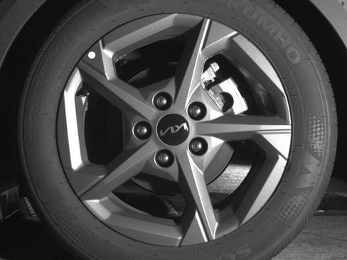 Used 2025 Kia K4 LXS image 14