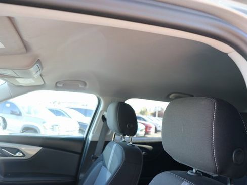 Used 2025 Chevrolet Blazer LT image 18