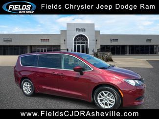 Used 2023 Chrysler Voyager LX FWD video 1