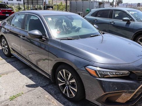 Used 2024 Honda Civic EX image 2