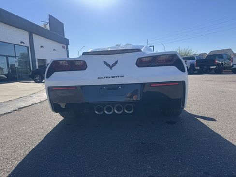 Used 2018 Chevrolet Corvette Stingray w/ Carbon Flash Badge Package image 6